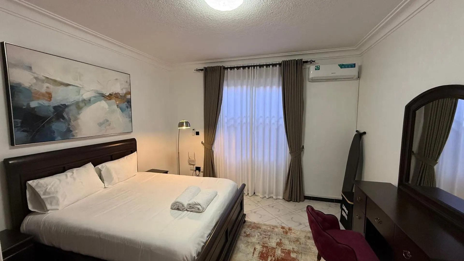 Meel Property Kampala 0*,  Uganda